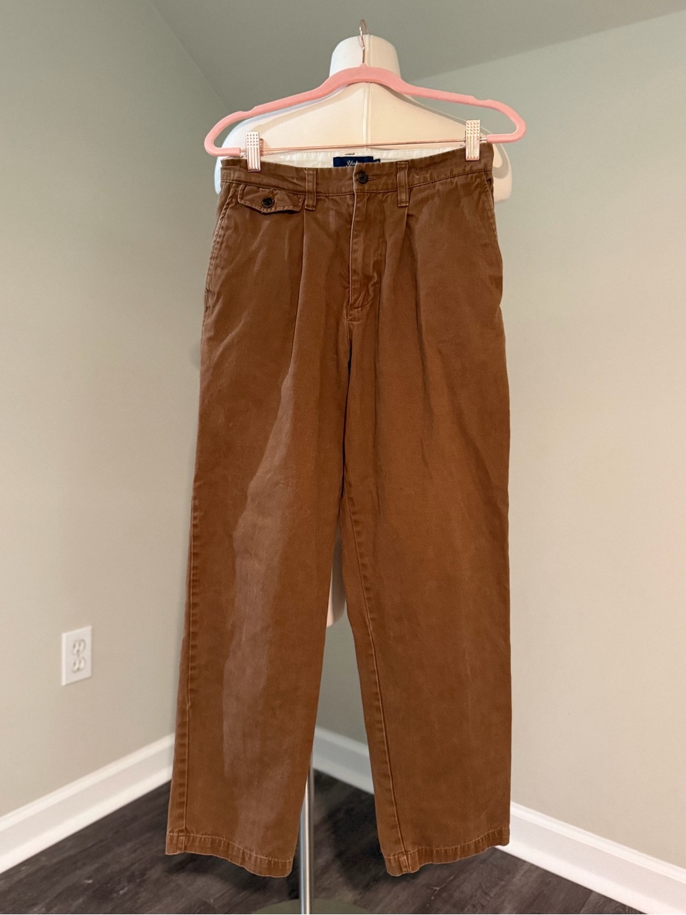 Yale Chino Pants - Collegiate Retro Ivy Preppy Old Money Dark Academia